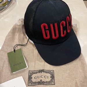 Black unisex Gucci hat